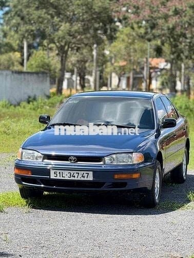 TOYOTA CAMRY BÁNH MÌ - 1997