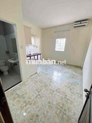 Phòng Cửa Sổ To Full Nội Thất Ngay Chân Cầu Him Lam Tiện Về Trung Tâm