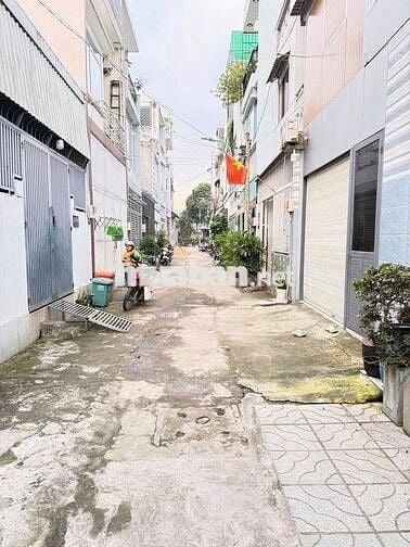 BÁN NHÀ HXH ĐS8, LINH XUÂN , DT 52M2 2 TẦNG 3PN, G.I.Á CHỈ 4.1 TỶ