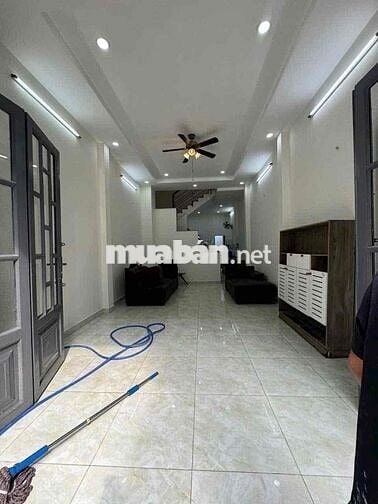 NHà MTKD Gò Dầu.DT:4 X 14 trêt 2lâu 4PN 3WC nội thất cơ bản