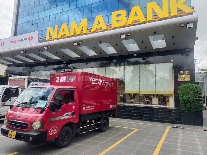 TUYỂN TÀI XẾ LÁI XE TẢI BẰNG B2 LƯƠNG 9.5-13TR