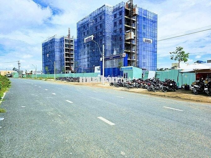 Nền trục chính lộ giới 40m  KDC Đông Phú, Tp Cần Thơ