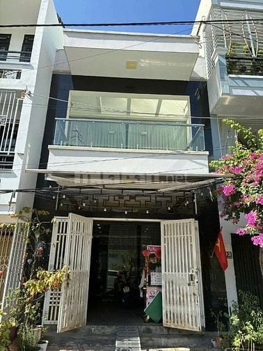 Bán nhà MT KINH DOANH đường 13m-2Tầng-DT94m2-3PN-vĩnh hoà-NT-7ty5