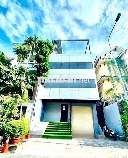 SIÊU PHẨM NHÀ  KHU VIP PHAN XÍCH LONG 38A Hoa Hồng – CÓ HẦM.DTSD 450m²