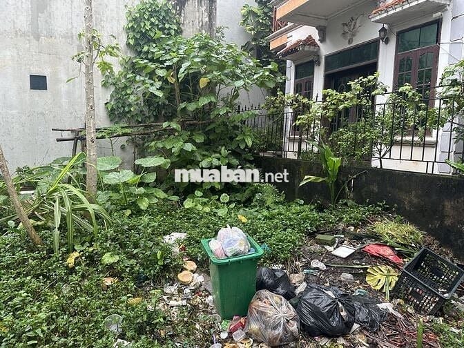 Mảnh đất đẹp đại cát 40m2, mặt tiền rộng, ô tô 7 chỗ đậu cổng