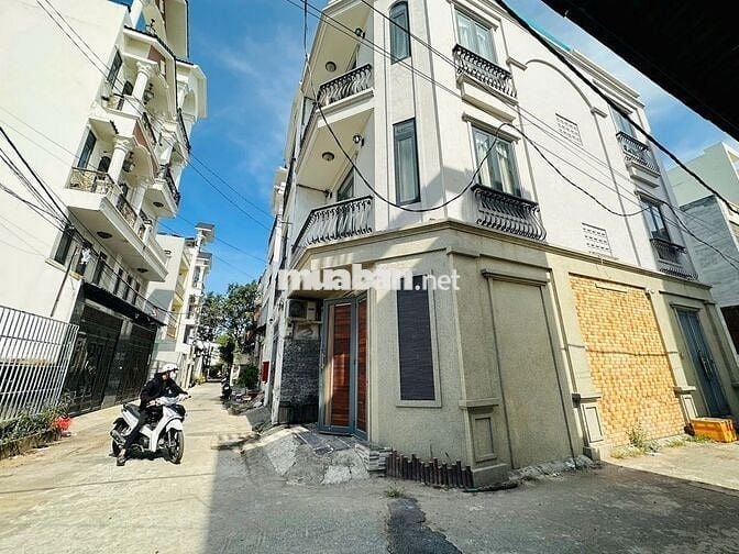 Đất Ô Tô Vô Tận Cửa-Vuông Vức-Ngang 5m-4 tỷ 8-Cạnh Ga Metro-Trường Thọ