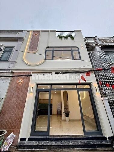 BÁN NHÀ NGAY CHỢ GẠCH KIẾNG SẦM UẤT - 1 LÀU 120M2 - SỔ RIÊNG