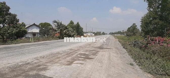 Cần bán lô đất diện tích: 1161m2.  Ở Xã Hiệp Hòa, Đức Hòa, Long An.