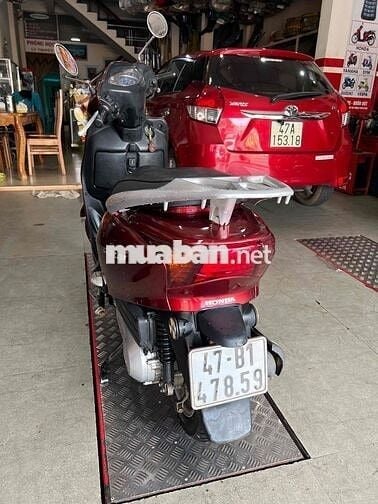 Cần bán xe Ga Honda phun xăng điện tử