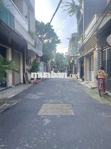 BIỂN NGUYỄN VĂN THOẠI - Kiệt Oto tránh nhau như hình.