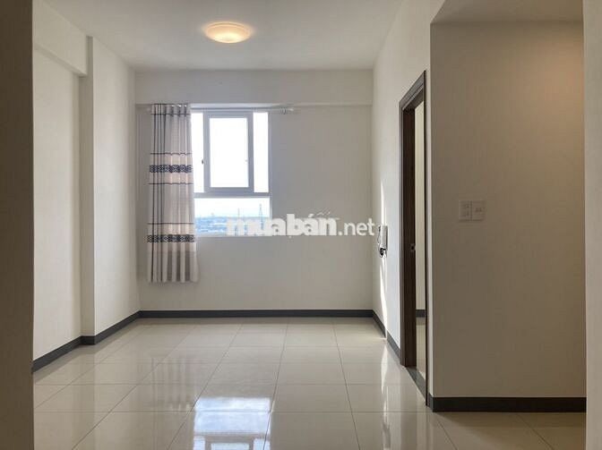 Cần bán  căn hộ Imperial Place – Mặt tiền số 631