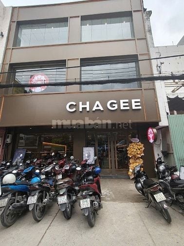 CẦN GẤP 1 NAM GIỮ XE QUÁN TRÀ SỮA TỪ 12H-22H Ở BÌNH THẠNH