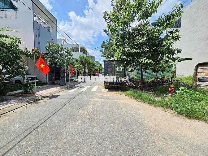Đất góc 2 mặt tiền KDC Đất mới, phường Tân Bình, Tp Dĩ An