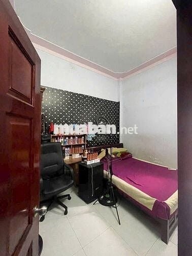 Bán nhà 72m2 sổ riêng tại chợ Tân Long, Tân đông hiệp, bình dương