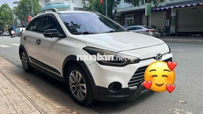 Hyundai i20 2015 Active 1.4 AT - 120000 km