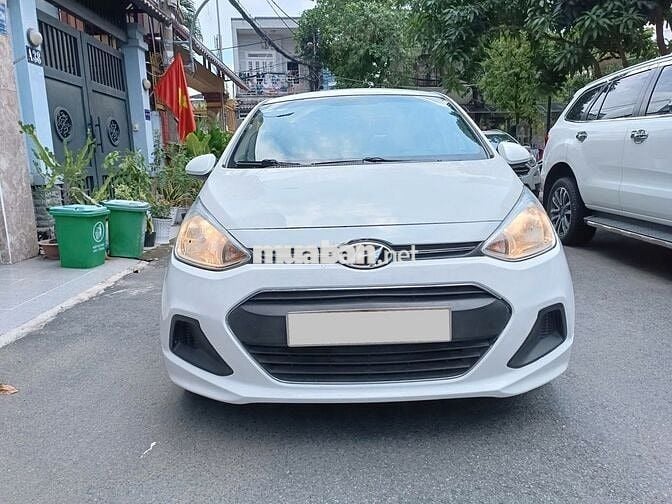 Hyundai i10 2017 base số sàn màu trắng