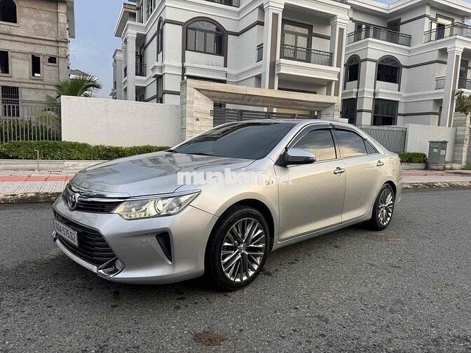 Toyota Camry 2016 2.5Q - 120000 km