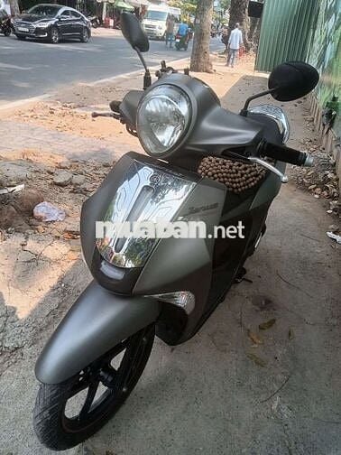 Kẹt tiền về quê .. bán lại ae ai cần ib