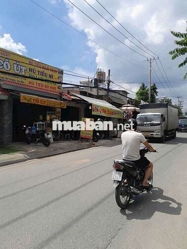 Bán nhà Mặt tiền Đ.Nguyễn Thị Tiểu kinh doanh buôn bán sầm uất