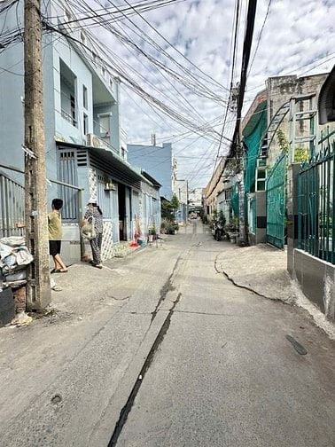 💥2.76 tỷ nhà 3 tầng hẻm xe hơi khu dân cư đông hiệp thành 17 quận 12