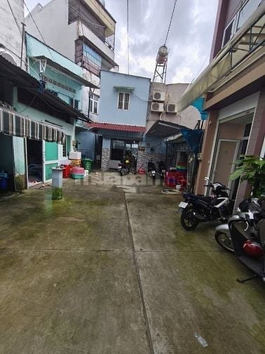 Hẻm 6m Nguyễn Quý Anh 4,6x14m nhà nát