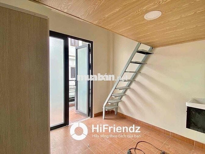 Cho thuê phòng ban công cực xịn ngay bên cầu nguyễn văn cừ Q5