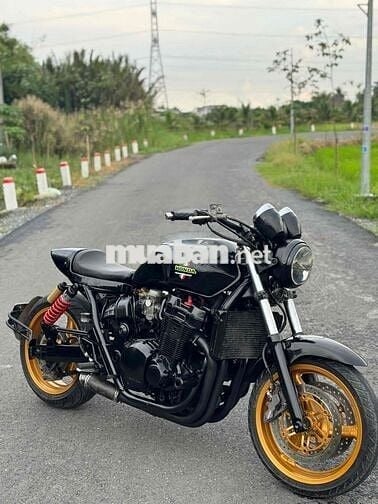 Cần bán moto honda cb1300 giá 42 triệu