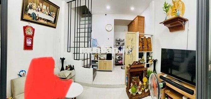 Bán Nhà đường Trần Văn Ơn 22m2 xây 2 Tầng Giá 3,1 Tỷ
