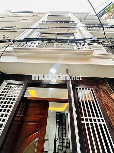 Nhà đẹp Xuân La Tây Hồ, DT 35m, 5 tầng, 3 ngủ, Tặng đầy đủ nội thất.