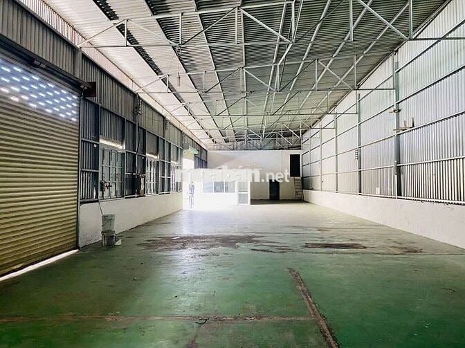 Xưởng Thuận An 300m/15tr sẵn Văn phòng 3fa sản xuất