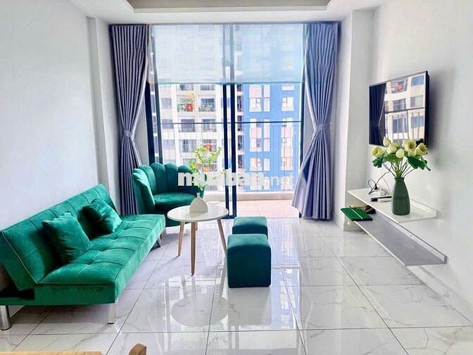 Cho Thuê hàng hiếm Charm City căn góc 3pn tầng cao giá mềm chỉ 9.5