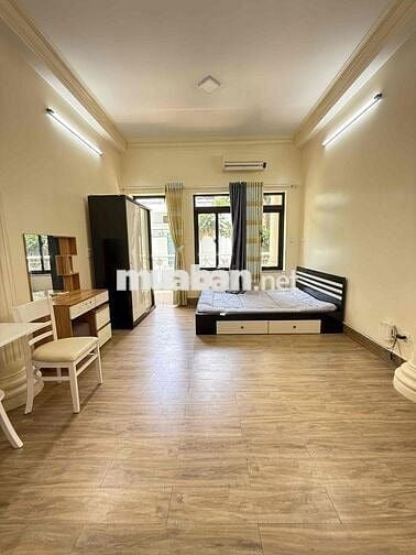 STUDIO NGAY SÂN BAY FULL NỘI THẤT CÓ BAN CÔNG THOÁNG MÁT PHÒNG RỘNG