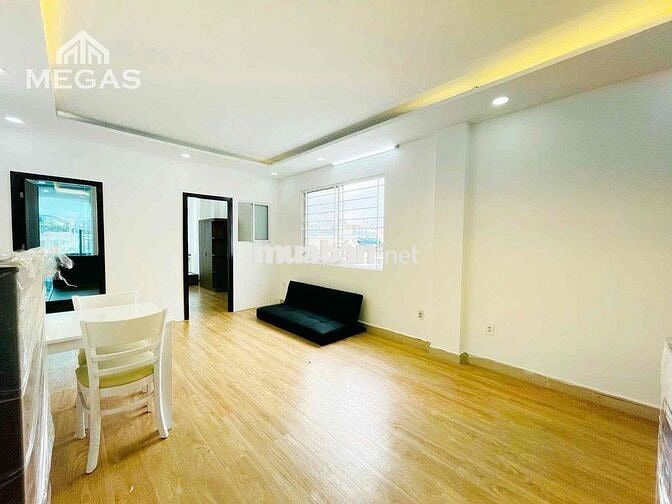 CHO THUÊ 2PN BANCONG 60m2 - THANG MÁY - NGAY TRẦN HƯNG ĐẠO, QUẬN 1