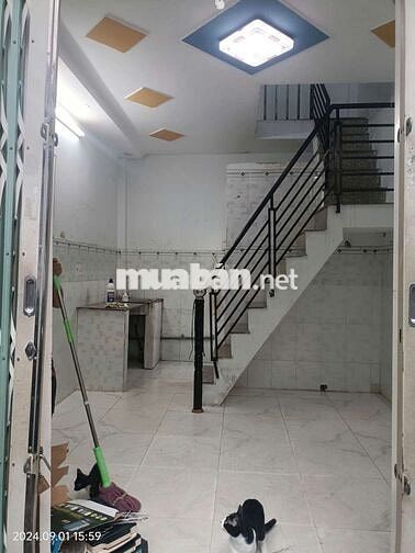 Cho thuê can nhà nhỏ yên tĩnh. Sạch sẽ