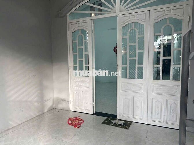 Cho thuê nhà Hiệp Thành, mặt tiền Nguyễn Văn Trỗi, giá 10 triệu/tháng