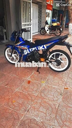 Xe máy Suzuki Satria màu xanh dương zin