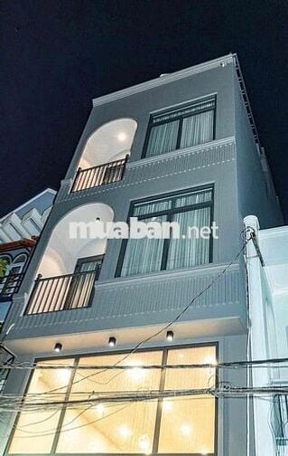 CĂN HỘ ĐẸP BAN CÔNG RỘNG ĐÓN ÁNH SÁNG TRỜI