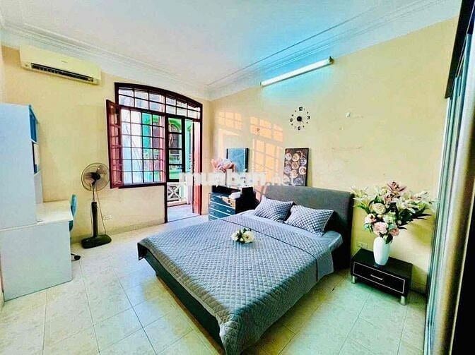 Phòng trọ 30m2 biệt thự lô góc Hồ Tây, 127, ngõ 56 Tứ Liên, Tây Hồ,HN