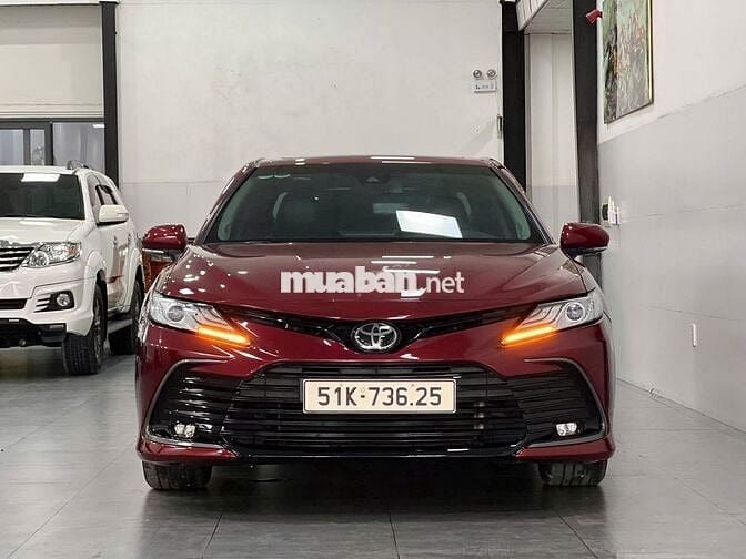 Camry 2022 2.0Q đi mới 60 ngàn full lịch sử hãng