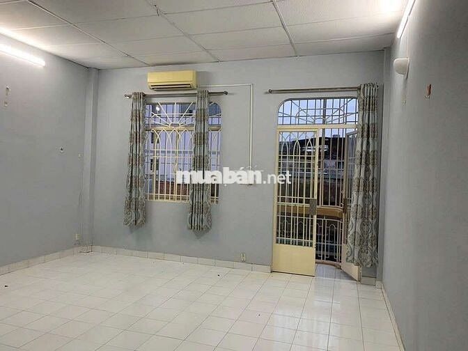 Nhà 3 PN Đào Duy Từ - Phú Nhuận giá 16tr