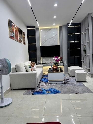 Bán nhà La Nội-giá 6,35 tỷ-diện tích 42 m2-CĂN GÓC 3 THOÁNG