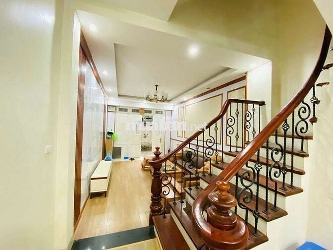 Nguyễn Văn Cừ - Nguyên Căn 4 Ngủ - Full Đồ - Siêu Đẹp