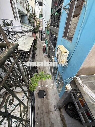 Nhà phạm văn hai cách mt 2 phút đương thông