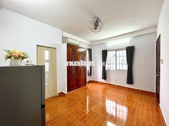 PHÒNG XỊN, NỘI THẤT ĐẦY ĐỦ CỬA SỔ THOÁNG ĐỘC LẬP CẠNH CHỢ TÂN HƯƠNG