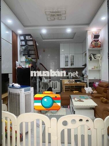 NHÀ ĐẸP GẦN CÔNGVIÊN LÀNG HOA, 36M2 (4x9) 3.079T