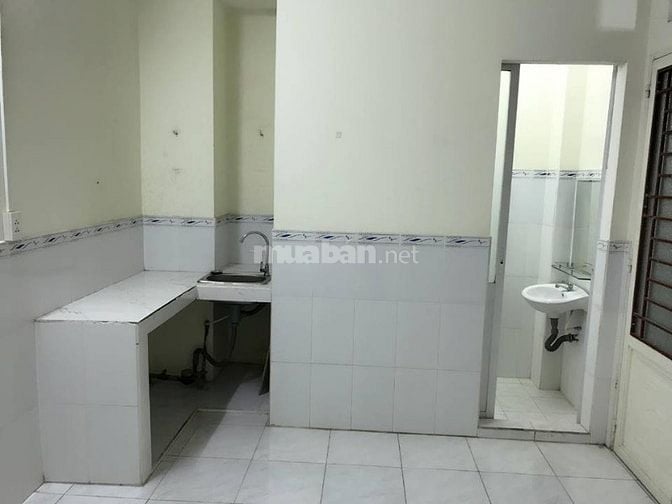 Phòng chính chủ cho thuê 2600k khu an ninh có bảo vệ 24/24