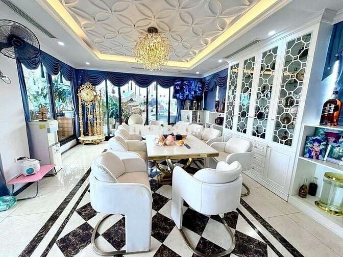 BÁN NHANH TOÀ NHÀ KHU NGHĨA TÂN HOÀNG Q VIỆT, MẶT PHỐ Ô TÔ, KD ĐỈNH