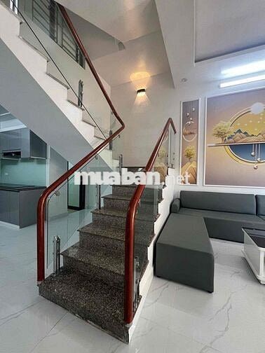 Chính chủ cho Thuê nhà 3Tầng Ngõ 560 / số nhà 32/ Diện tích 40 m2 mặt