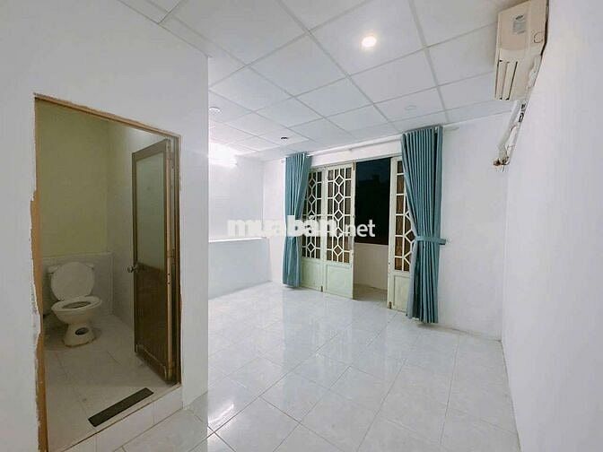 Phòng bancol máy lạnh Xô Viết Nghệ Tĩnh p21 Bình Thạnh cầu thị Nghè