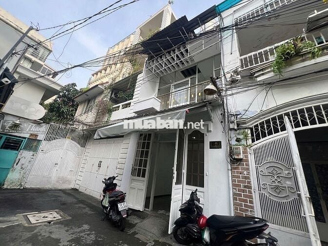 cho thuê Nhà 3PN- 3WC  8J Trần Hữu Trang p10 Phú nhuận